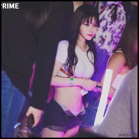 청담에이치투오나이트